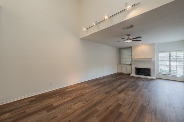 5893 Westhaven Drive, Fort Worth, TX 76132