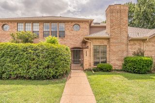 5893 Westhaven Drive, Fort Worth, TX 76132