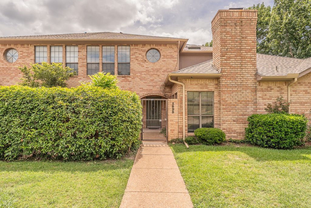 5893 Westhaven Drive, Fort Worth, TX 76132