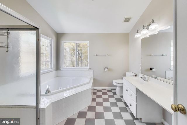 7905 OXFARM CT, Bowie, MD 20715