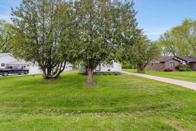 33600 Louise Avenue, Clinton Twp, MI 48035