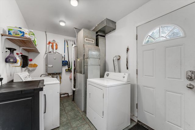 33600 Louise Avenue, Clinton Twp, MI 48035