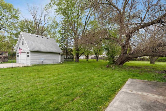 33600 Louise Avenue, Clinton Twp, MI 48035