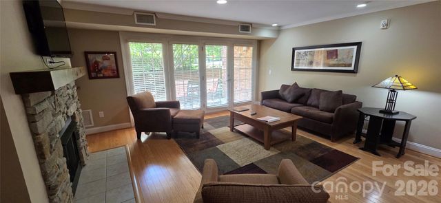 209 Bowling Park Road, Asheville, NC 28803