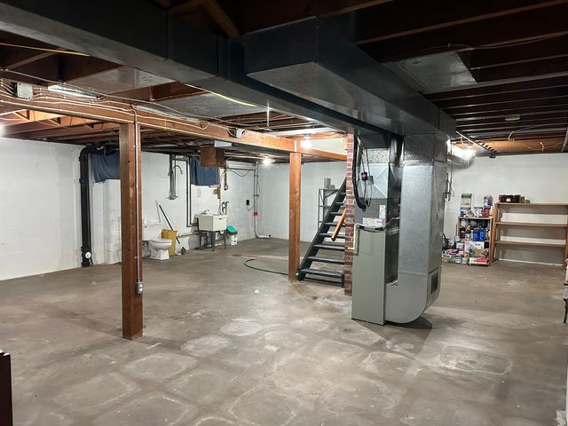 412 E Main Street, Morrison, IL 61270