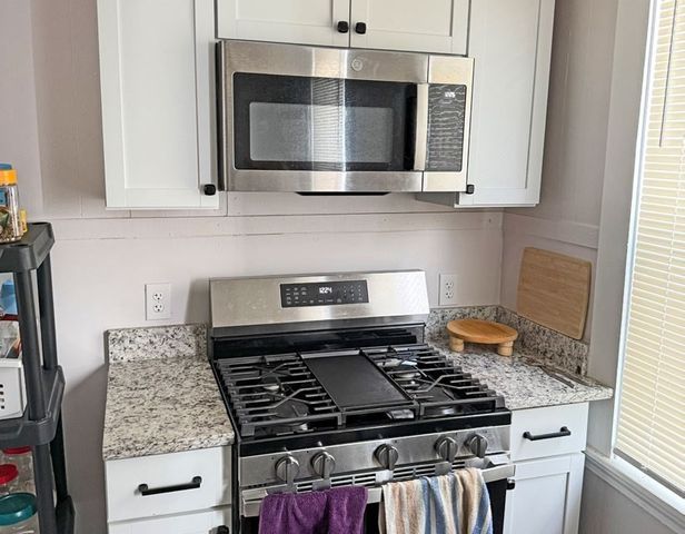 116-118 Walker St, Lowell, MA 01854