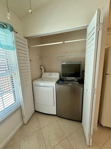 2054 SW Silver Pine Way 123-B, Palm City, FL 34990