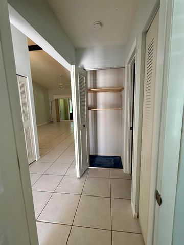 2054 SW Silver Pine Way 123-B, Palm City, FL 34990