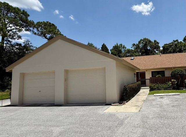 2054 SW Silver Pine Way 123-B, Palm City, FL 34990