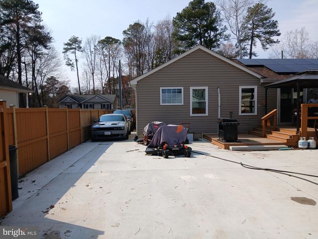 506 ROLANDO DR, Colonial Beach, VA 22443