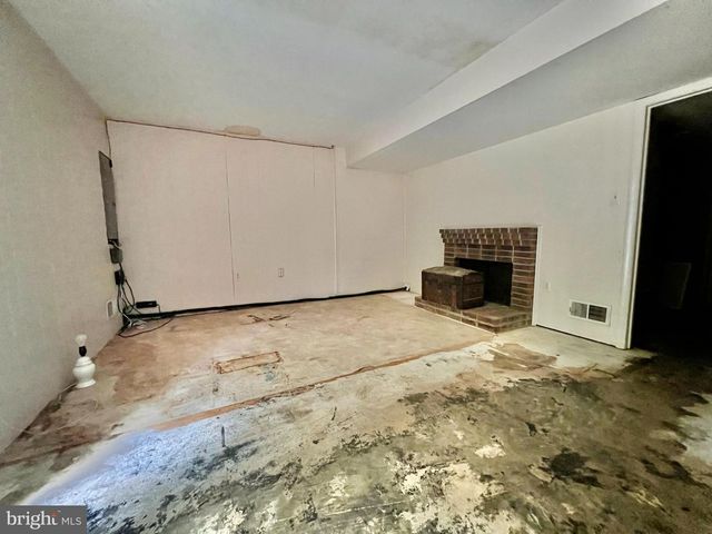 14759 BARKSDALE ST, Woodbridge, VA 22193