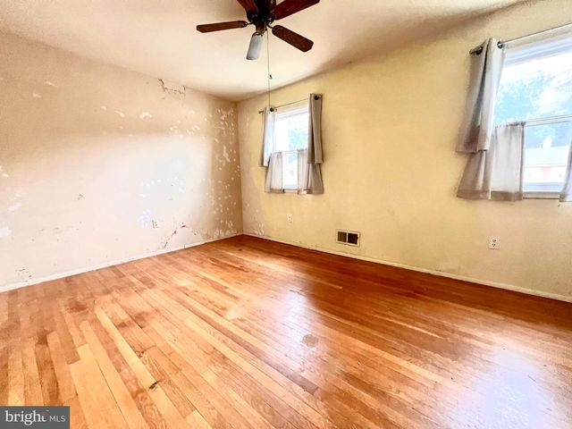 14759 BARKSDALE ST, Woodbridge, VA 22193
