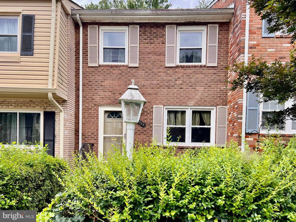 14759 BARKSDALE ST, Woodbridge, VA 22193