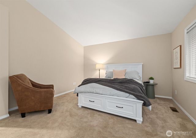 19403 NE 203rd Place, Woodinville, WA 98077