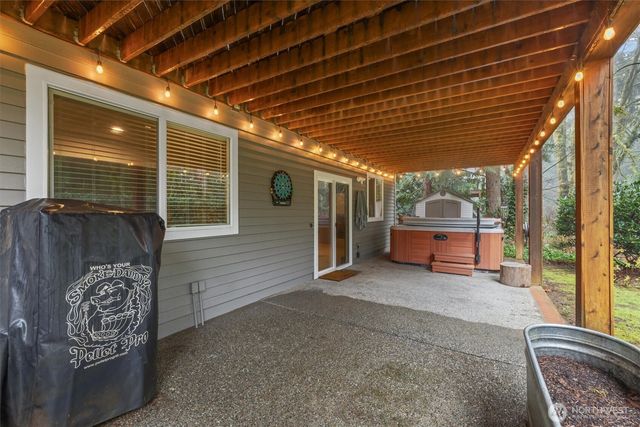 19403 NE 203rd Place, Woodinville, WA 98077