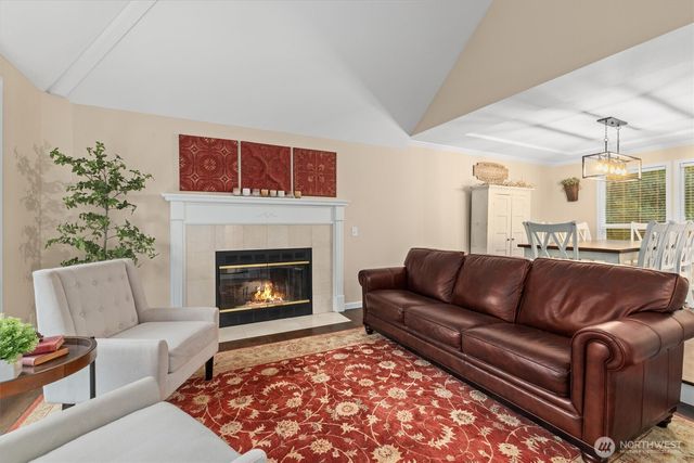 19403 NE 203rd Place, Woodinville, WA 98077