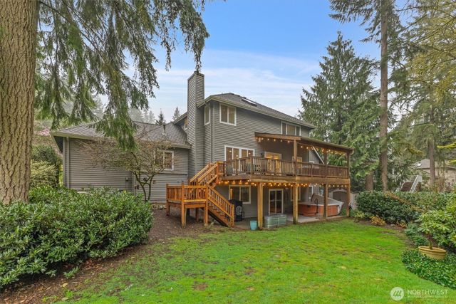 19403 NE 203rd Place, Woodinville, WA 98077