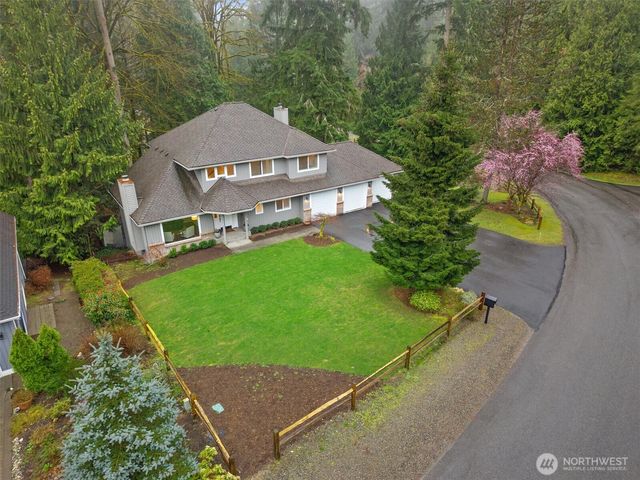 19403 NE 203rd Place, Woodinville, WA 98077