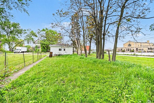 15 W Mceldowney Street, Chicago Heights, IL 60411