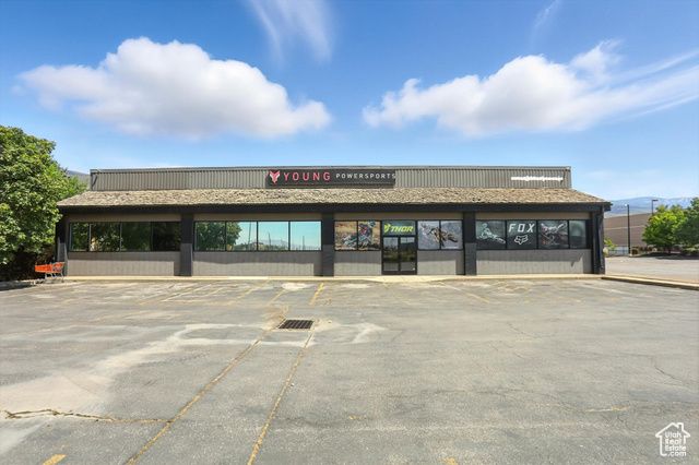 240 N FRONTAGE RD, Centerville, UT 84014