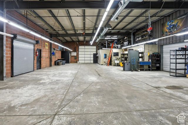 240 N FRONTAGE RD, Centerville, UT 84014