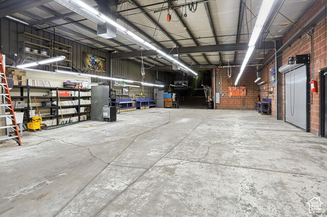 240 N FRONTAGE RD, Centerville, UT 84014