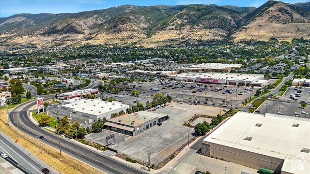 240 N FRONTAGE RD, Centerville, UT 84014