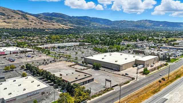240 N FRONTAGE RD, Centerville, UT 84014