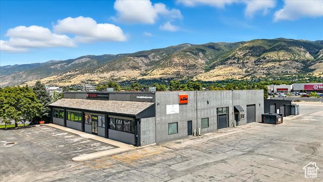 240 N FRONTAGE RD, Centerville, UT 84014