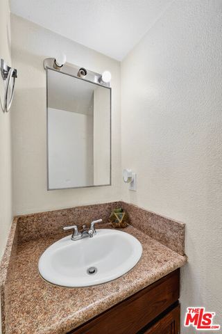 1503 E Gage Avenue, Los Angeles, CA 90001