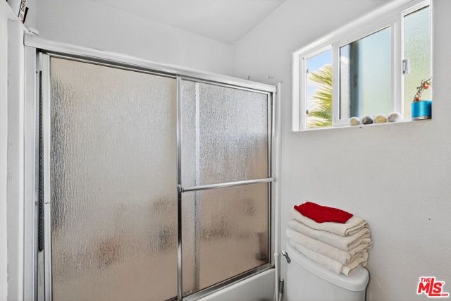 1503 E Gage Avenue, Los Angeles, CA 90001