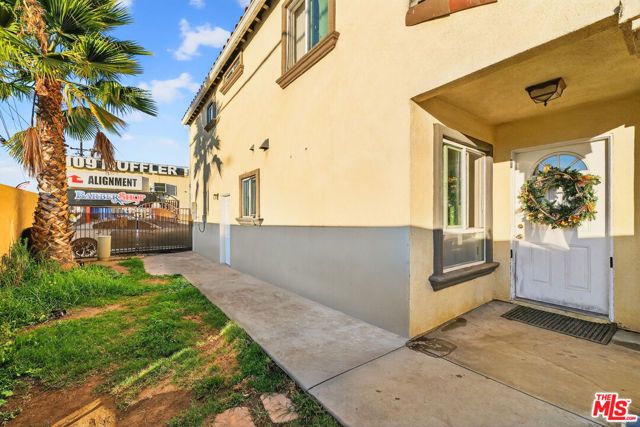 1503 E Gage Avenue, Los Angeles, CA 90001