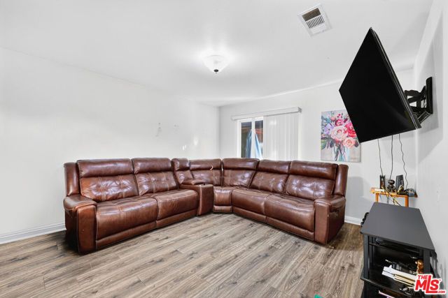 1503 E Gage Avenue, Los Angeles, CA 90001