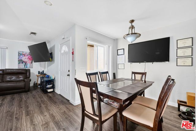 1503 E Gage Avenue, Los Angeles, CA 90001