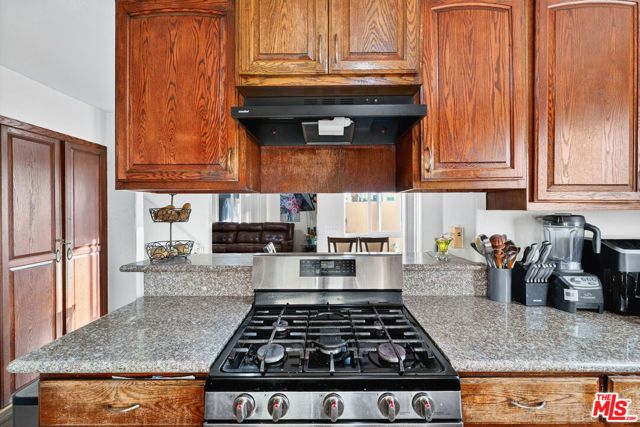 1503 E Gage Avenue, Los Angeles, CA 90001