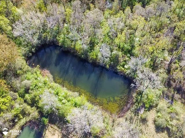 2990 E Carpenter Road, Flint, MI 48506