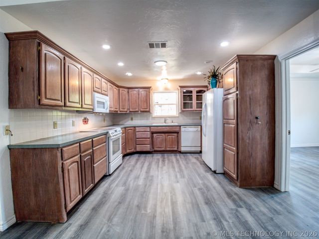 7345 D, Kingston, OK 73439