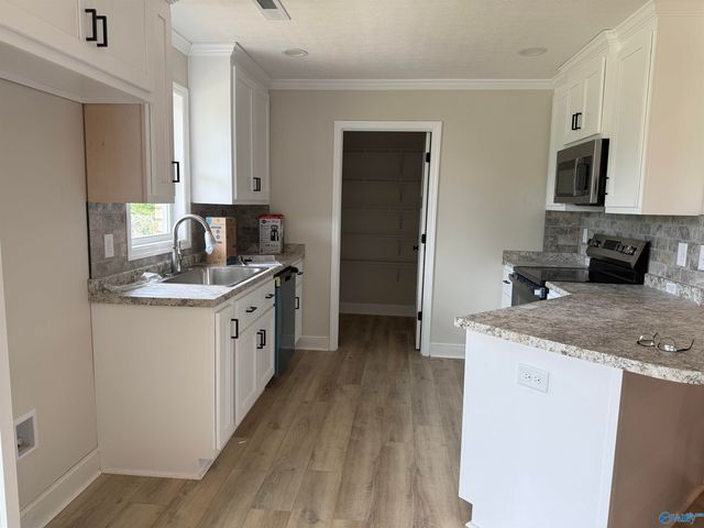 105 James Bowie Drive, Athens, AL 35611