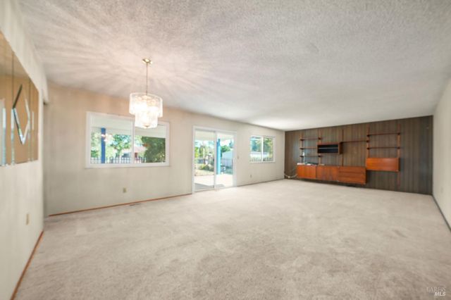 202 Olympic Cir, Vacaville, CA 95687