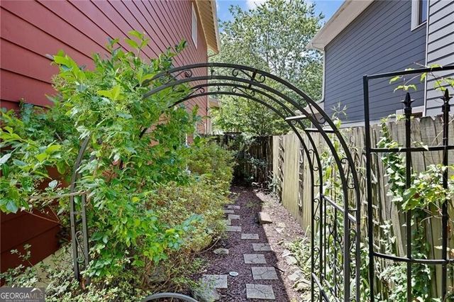 2424 Boulder Road SE, Atlanta, GA 30316