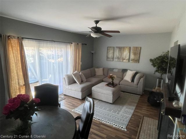 42607 Savoy Court, Northville, MI 48167