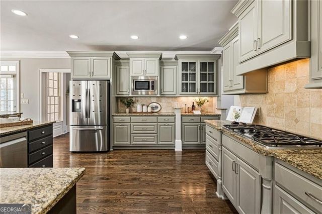 699 Glenover Drive, Milton, GA 30004