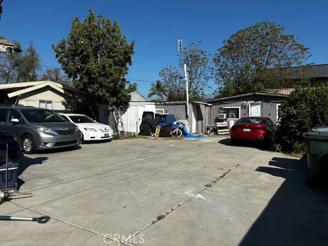 1188 E 2nd, San Bernardino, CA 92408