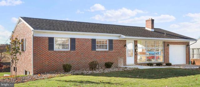 855 ANTHONY AVENUE, Waynesboro, PA 17268