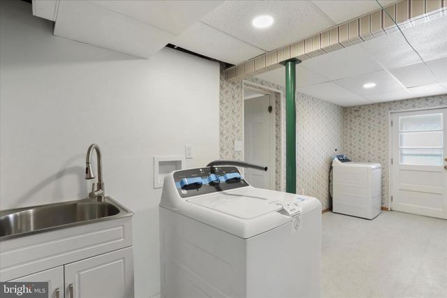 855 ANTHONY AVENUE, Waynesboro, PA 17268