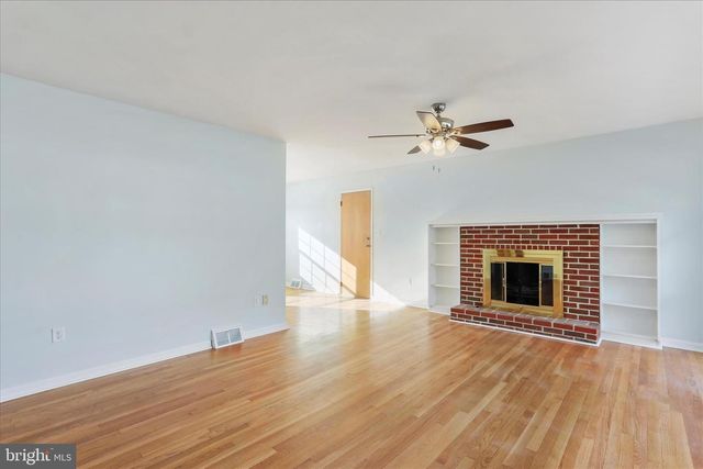 855 ANTHONY AVENUE, Waynesboro, PA 17268