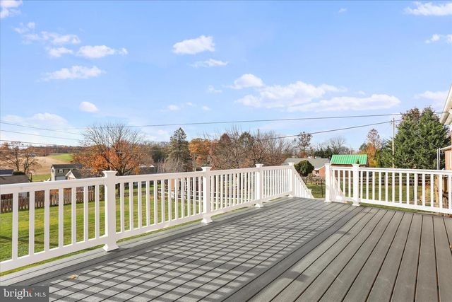 855 ANTHONY AVENUE, Waynesboro, PA 17268