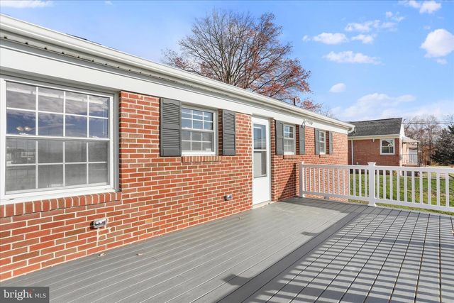 855 ANTHONY AVENUE, Waynesboro, PA 17268