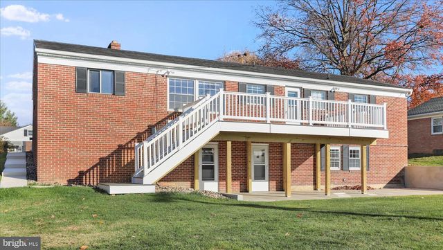 855 ANTHONY AVENUE, Waynesboro, PA 17268