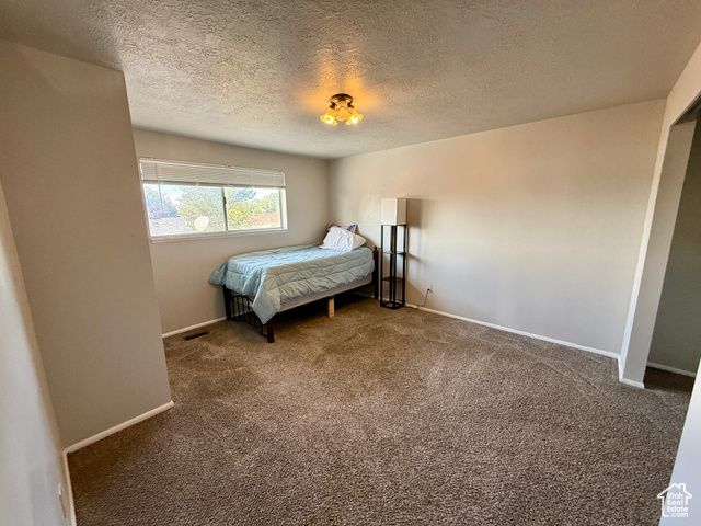 2184 W 5500 S, Roy, UT 84067
